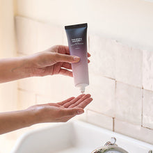 Haruharu Wonder Black Rice Moisture 5.5 Soft Cleansing Gel 100 ml image 3