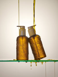 Axis-Y Biome Resetting Moringa Cleansing Oil 200ml image 4
