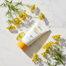 Anua Zero-Cast Moisturizing Finish Sunscreen 50ml image 3